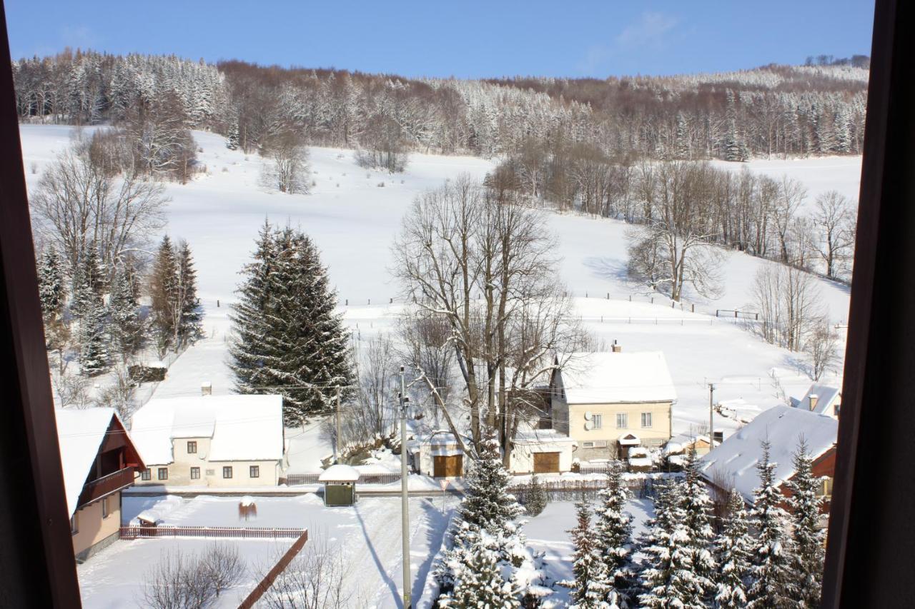Apartman Skrovanova Horni Lipova Exterior foto